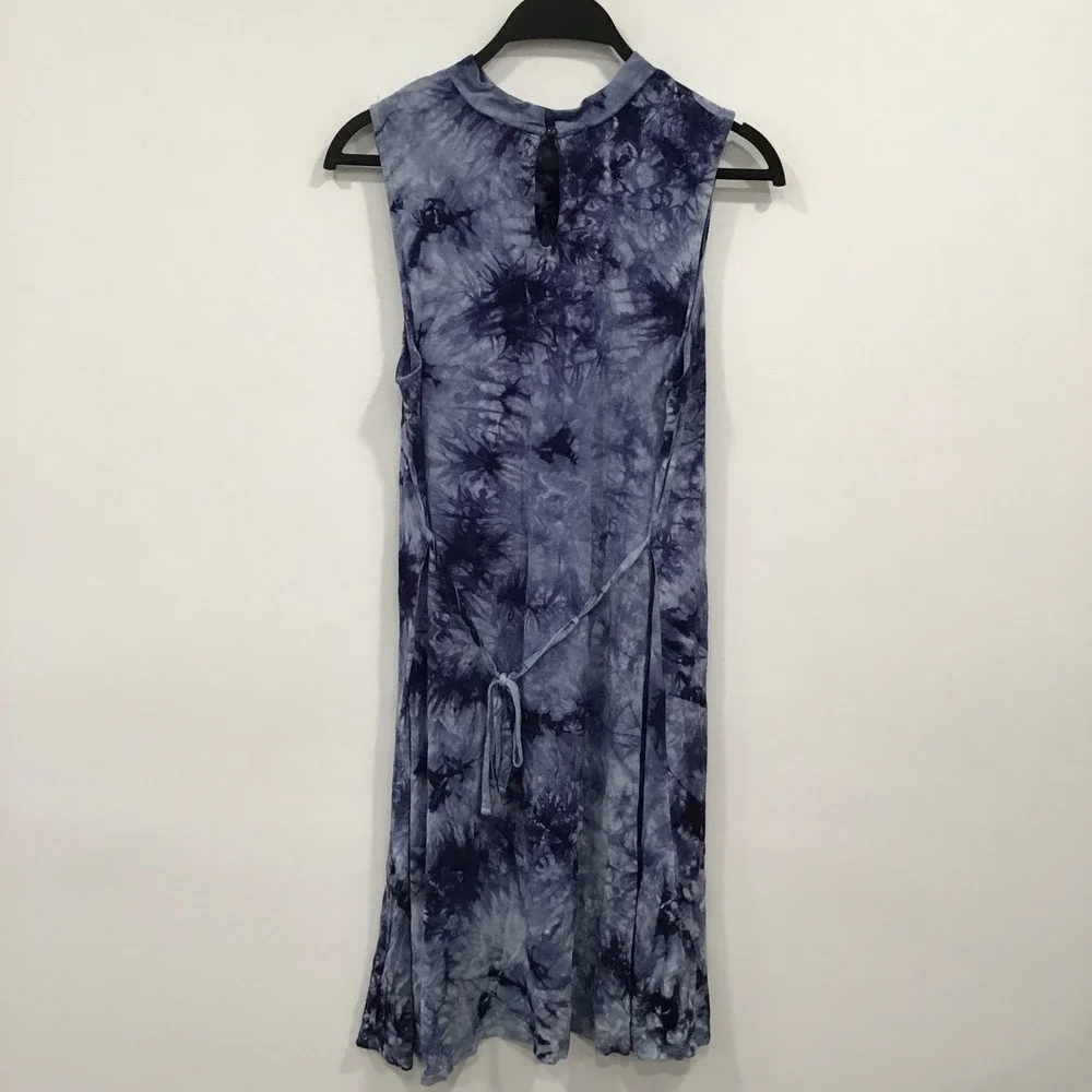 Justice‎ Girls Dress Tie Dye Size 20 Plus Blue Sleeveless Stretch Boho Mock Neck